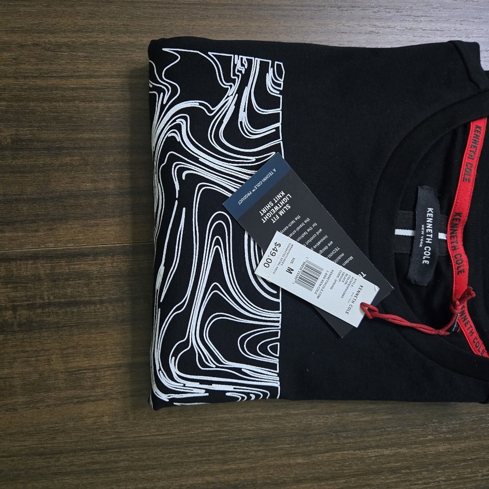 Kenneth cole (M) graphic tee - Picture 3 of 3